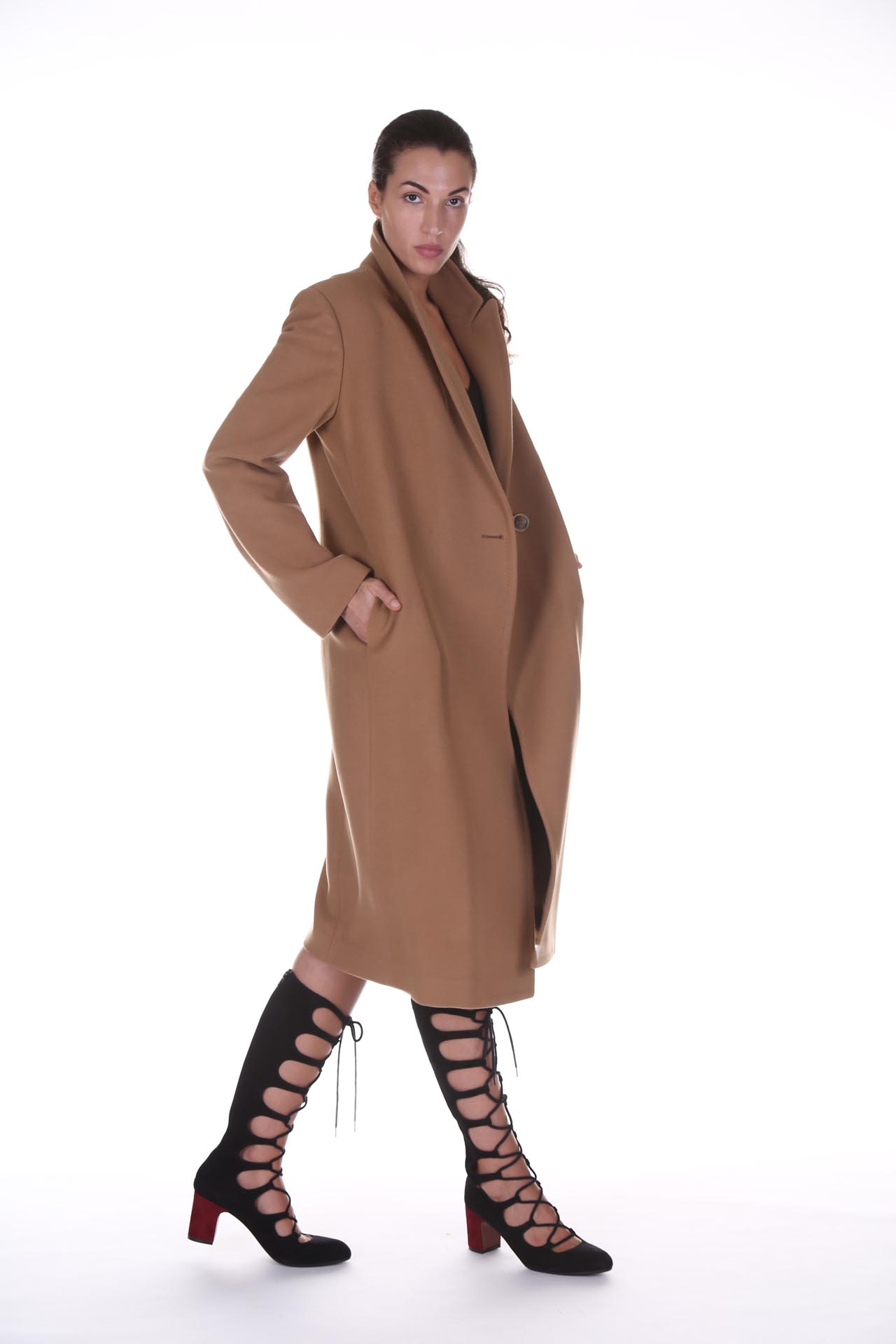 Erika Cavallini, Coat